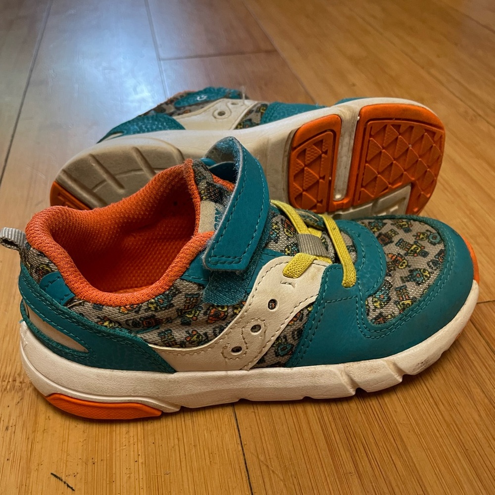 Saucony Jazz Lite Robot Pattern